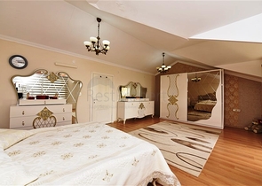 Вилла 4+1 с видом на море в районе Демирташ