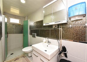 Вилла 4+1 с видом на море в районе Демирташ