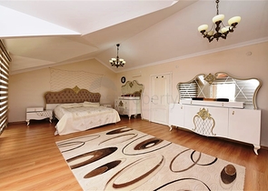 Вилла 4+1 с видом на море в районе Демирташ