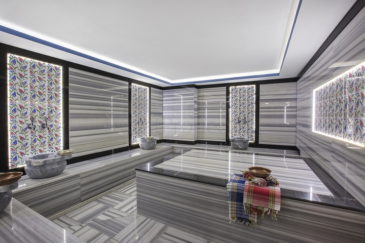 Меблированная трехкомнатная квартира