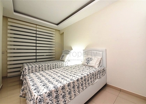 Меблированная трехкомнатная квартира