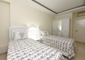 Меблированная трехкомнатная квартира