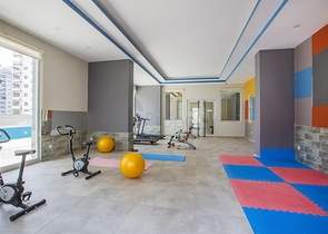 Меблированная трехкомнатная квартира