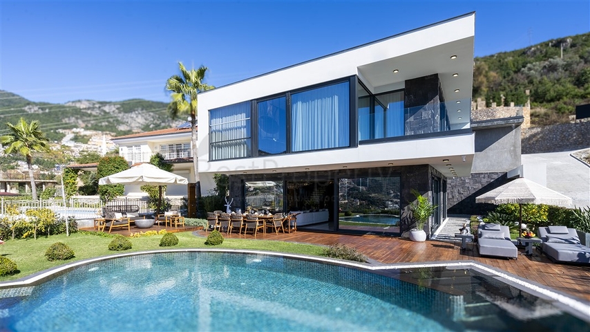 Шикарные виллы с панорамным видом на Средиземное море