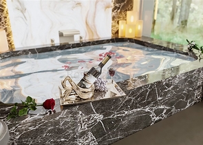 Квартира в шикарном комплексе на первой береговой линии в Махмутларе