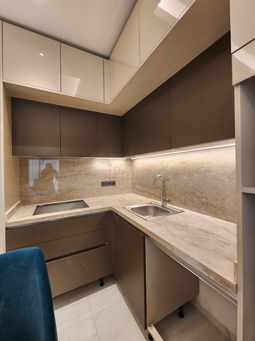 Двухкомнатная квартира в комплексе на первой линии в Махмутларе