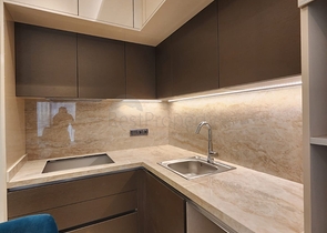 Двухкомнатная квартира в комплексе на первой линии в Махмутларе