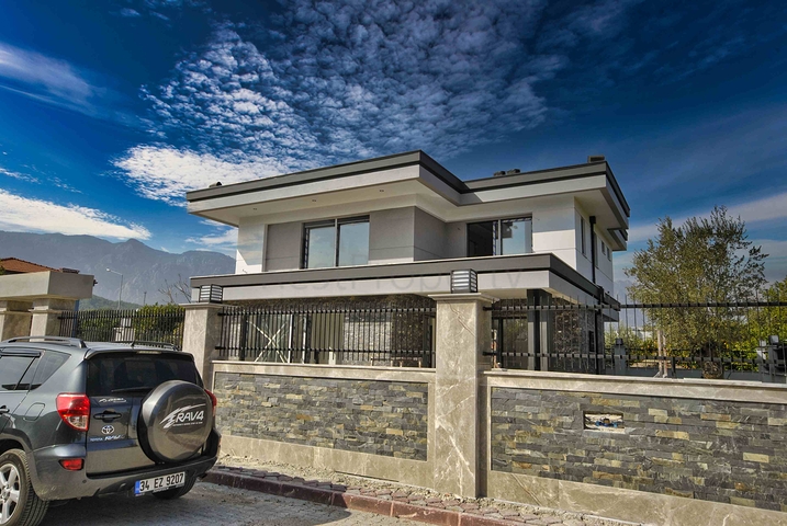 Вилла планировки 3+1 в микрорайоне Чамьюва - Анталия