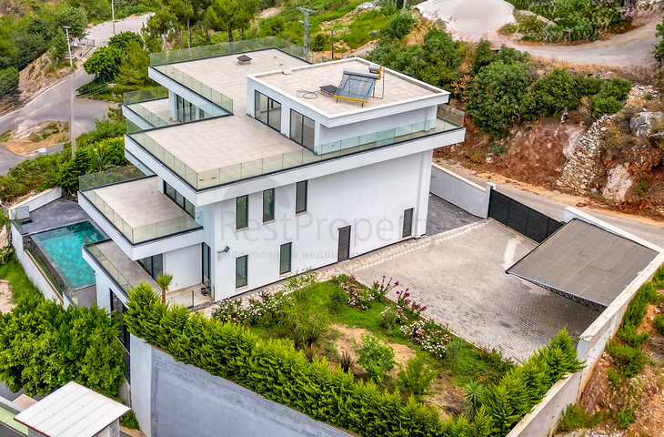 Вилла в центре Алании