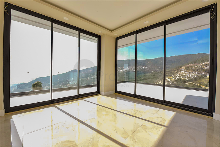 Вилла в центре Алании