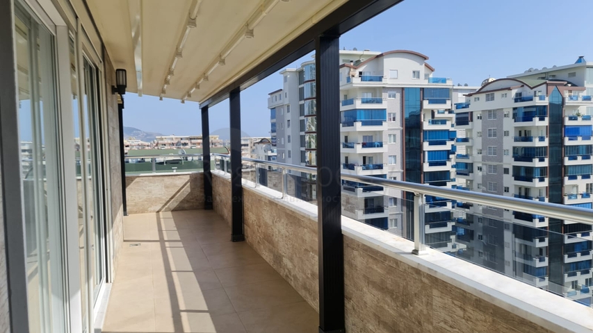 Шикарный пентхаус 3+1 в Махмутлар