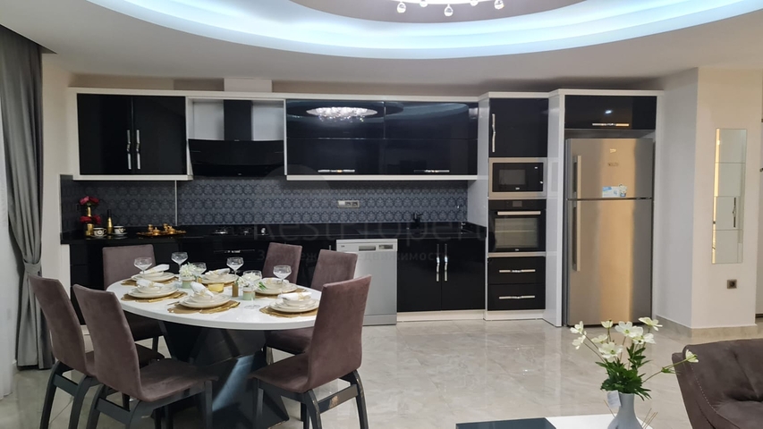 Шикарный пентхаус 3+1 в Махмутлар