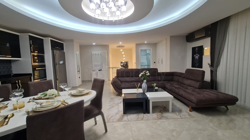 Шикарный пентхаус 3+1 в Махмутлар