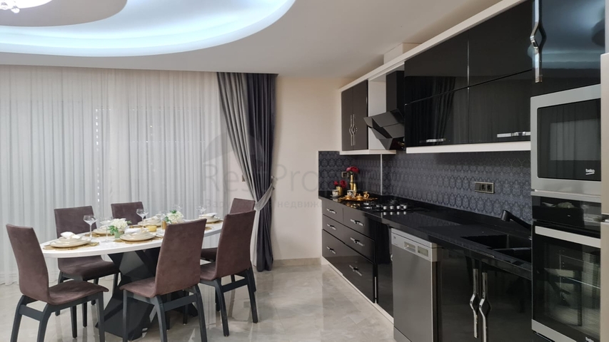 Шикарный пентхаус 3+1 в Махмутлар