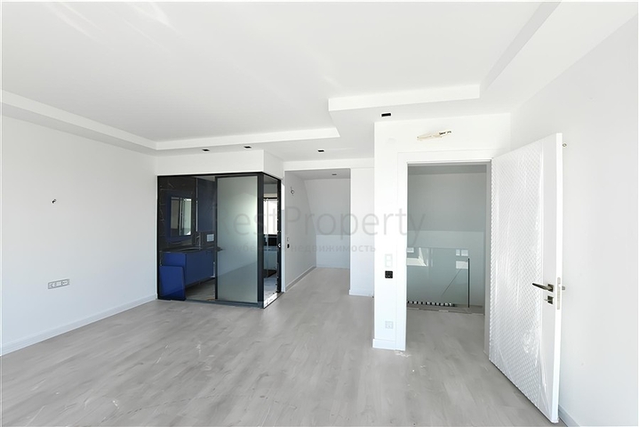 Комплекс роскошных вилл с видом на море в Авсалларе