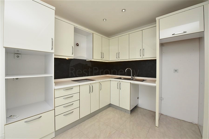 Трехкомнатный пентхаус в районе Махмутлар 