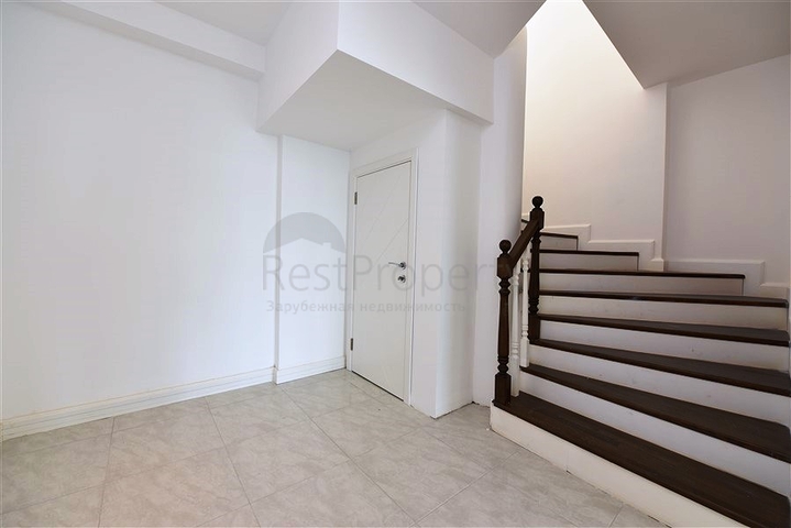 Трехкомнатный пентхаус в районе Махмутлар 