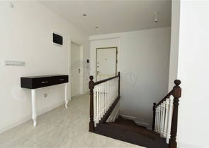 Трехкомнатный пентхаус в районе Махмутлар 