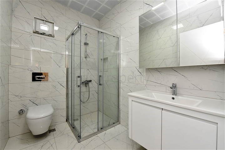 Пентхаус 3+1 с видом на море в районе Махмутлар