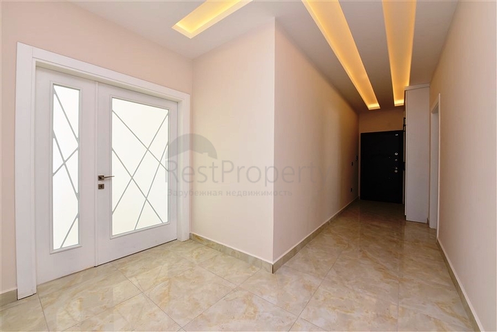 Пентхаус 3+1 с видом на море в районе Махмутлар