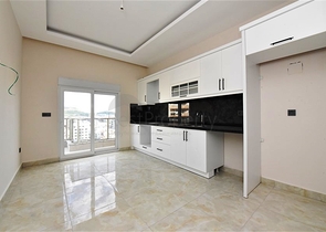 Пентхаус 3+1 с видом на море в районе Махмутлар