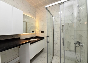 Пентхаус 3+1 с видом на море в районе Махмутлар