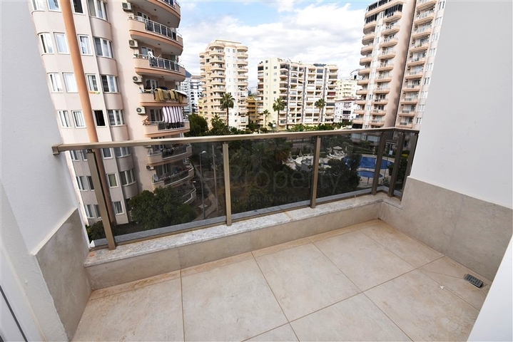 Квартира 1+1 в новом комплексе в районе Махмутлар