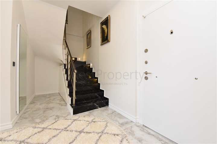 Пентхаус в районе Оба