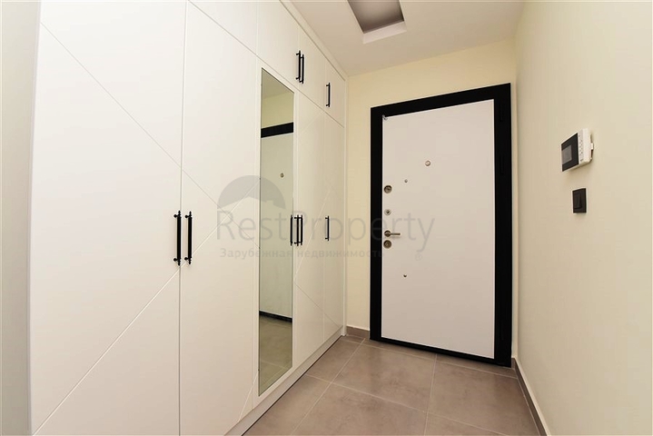 Трехкомнатный пентхаус в новостройке