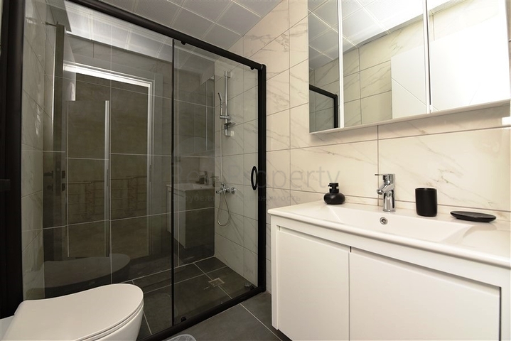 Трехкомнатный пентхаус в новостройке