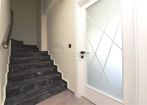 Трехкомнатный пентхаус в новостройке