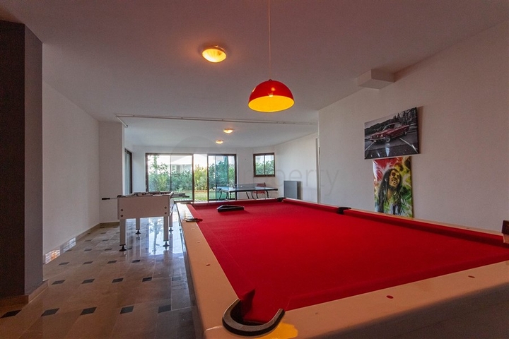 Садовый дуплекс 3+1 с видом на море в районе Каргыджак