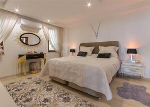 Садовый дуплекс 3+1 с видом на море в районе Каргыджак