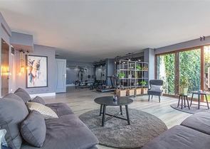 Садовый дуплекс 3+1 с видом на море в районе Каргыджак