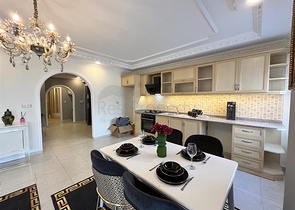 Меблированная трехкомнатная квартира в Махмутларе 