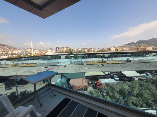 Двухкомнатная квартира в районе пляжа Клеопатры