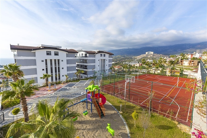 Меблированный пентхаус 2+1 с видом на Средиземное море