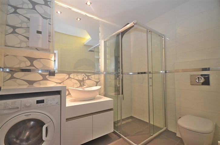 Меблированный пентхаус 2+1 с видом на Средиземное море