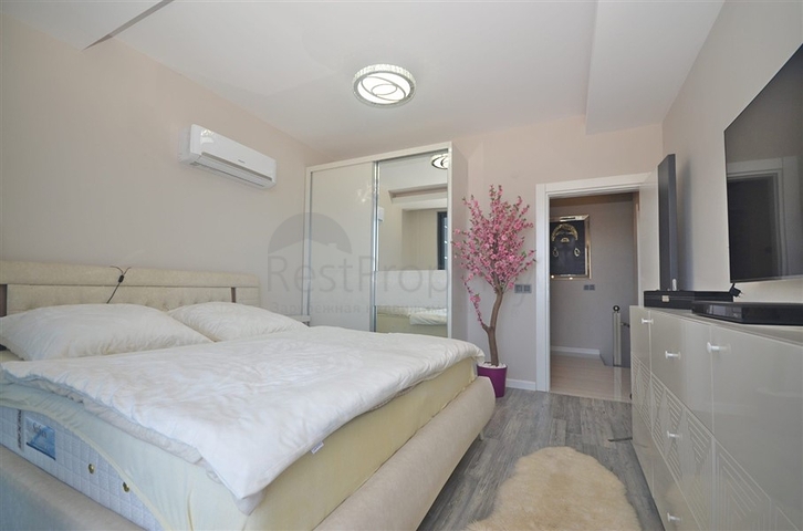 Меблированный пентхаус 2+1 с видом на Средиземное море