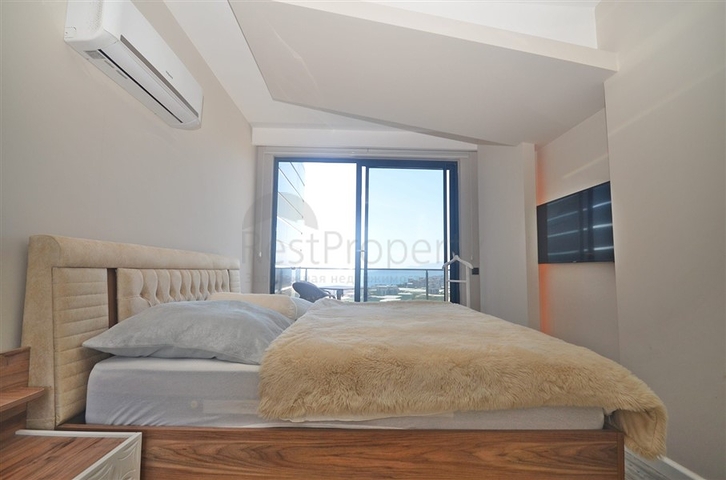 Меблированный пентхаус 2+1 с видом на Средиземное море