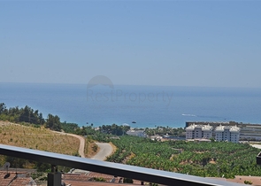 Меблированный пентхаус 2+1 с видом на Средиземное море