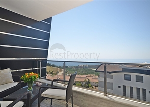 Меблированный пентхаус 2+1 с видом на Средиземное море