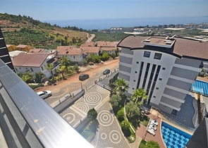 Меблированный пентхаус 2+1 с видом на Средиземное море