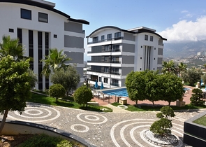 Меблированный пентхаус 2+1 с видом на Средиземное море