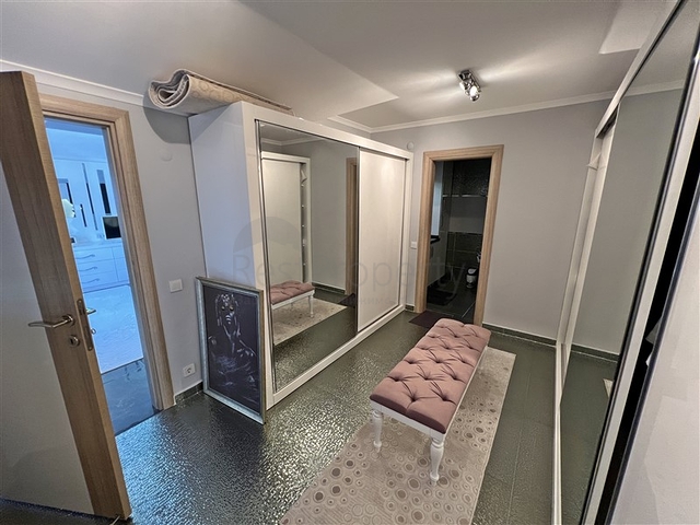 Квартира 6+1 в районе Джикджилли