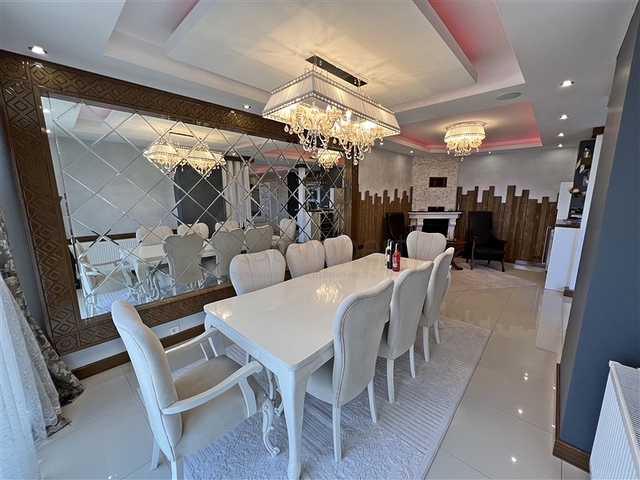 Квартира 6+1 в районе Джикджилли