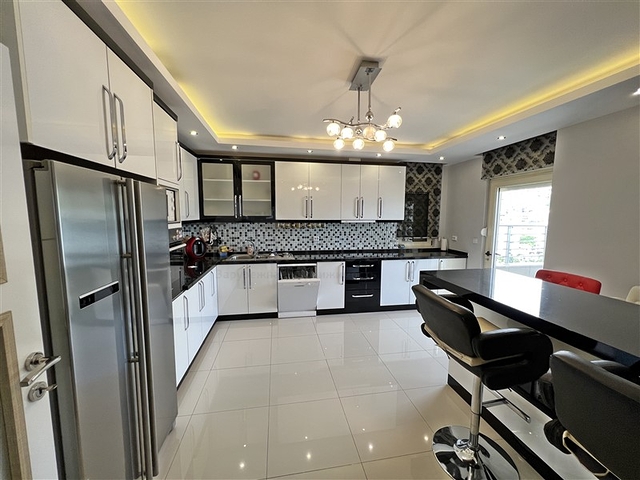 Квартира 6+1 в районе Джикджилли