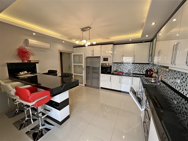 Квартира 6+1 в районе Джикджилли