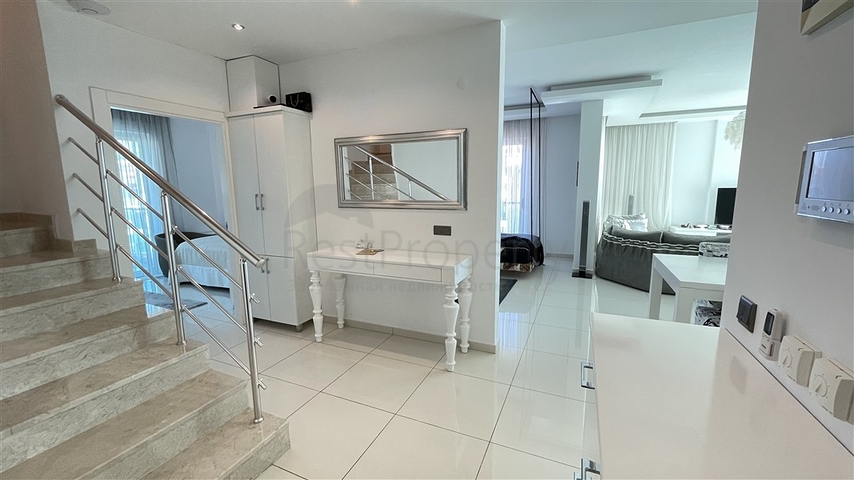 Меблированная квартира 4+1 в Кестеле 