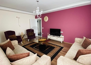 Трехкомнатная меблированная квартира с отдельной кухней в Махмутларе